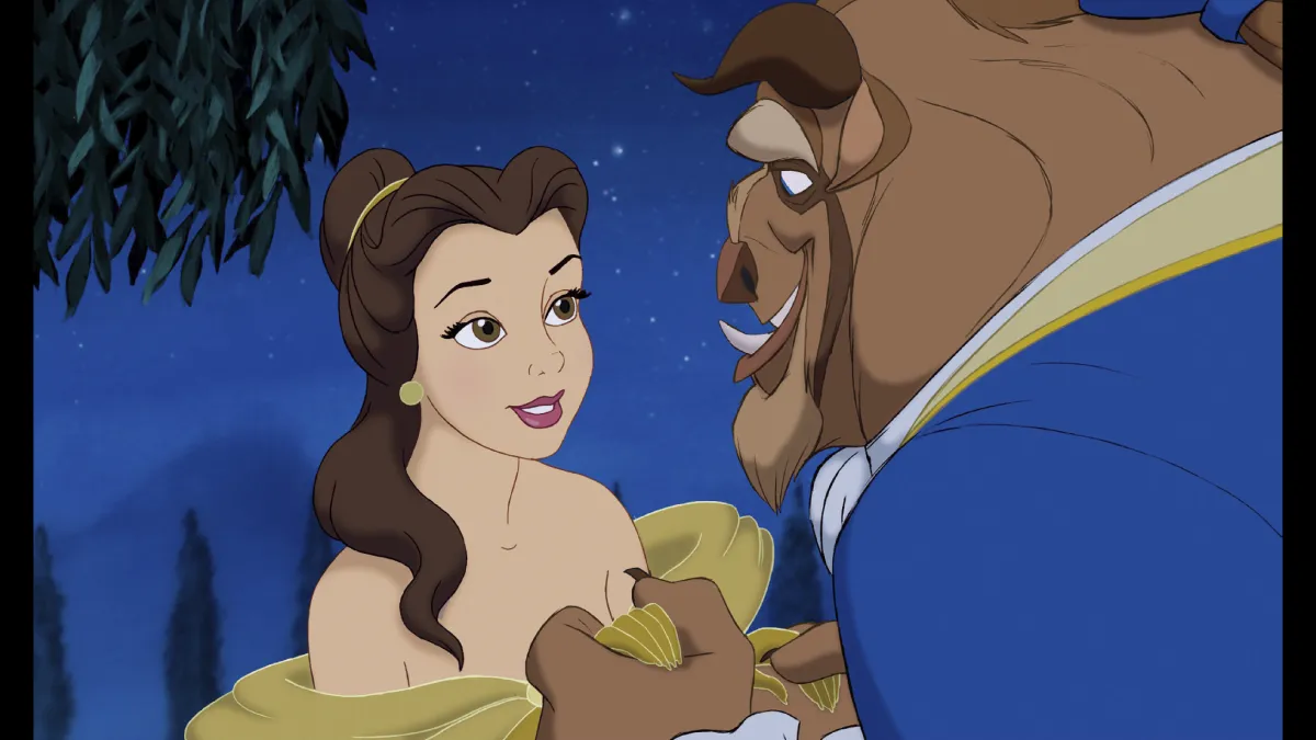 美女と野獣 MovieNEX アウターケース付き | ポイント交換