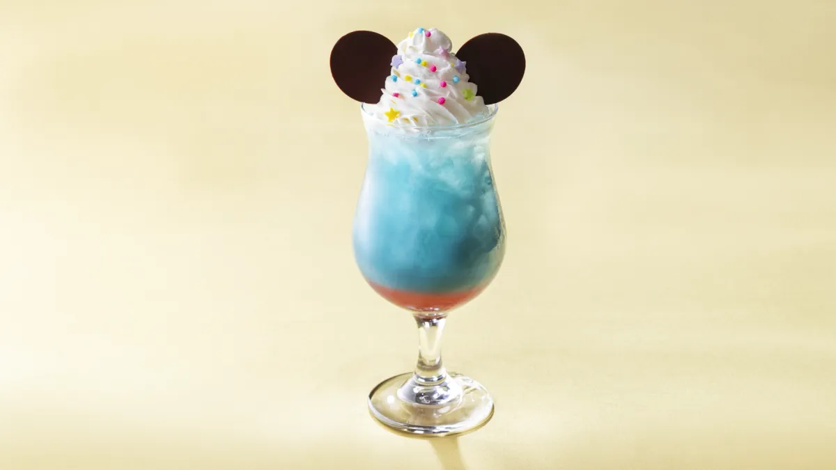 ドリンク　Disney レトロ ミッキー＆フレンズ（ゴールドカード）のメンバー限定